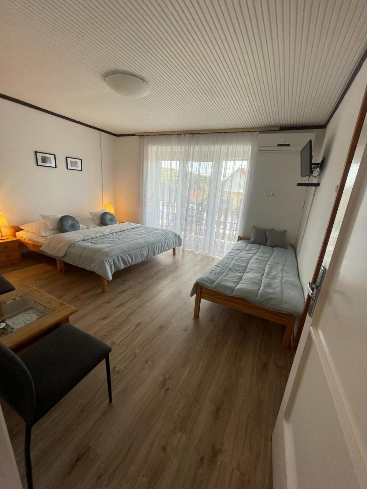 Attila Vendeghaz Apartment Balatonboglar Bagian luar foto