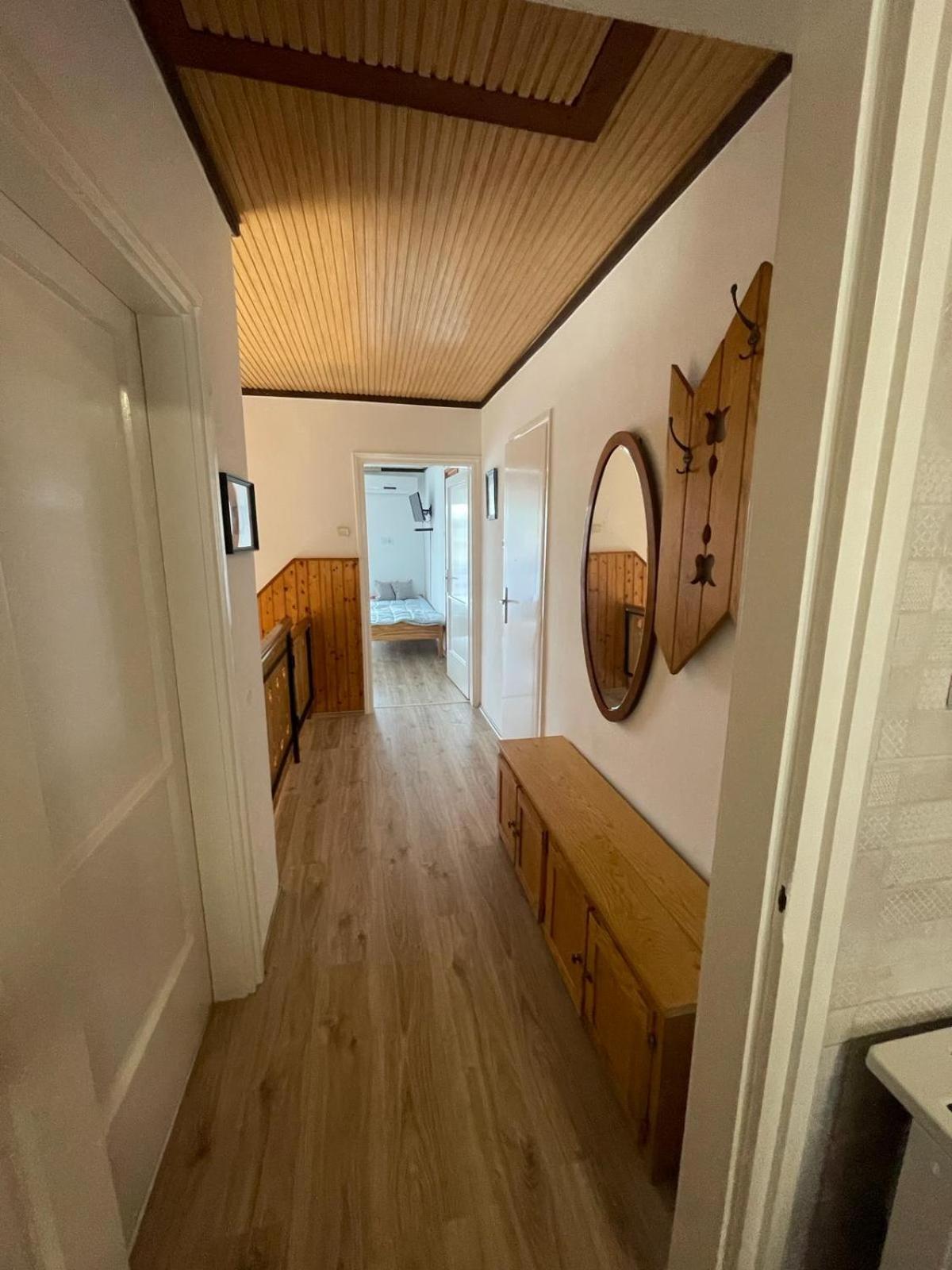 Attila Vendeghaz Apartment Balatonboglar Bagian luar foto