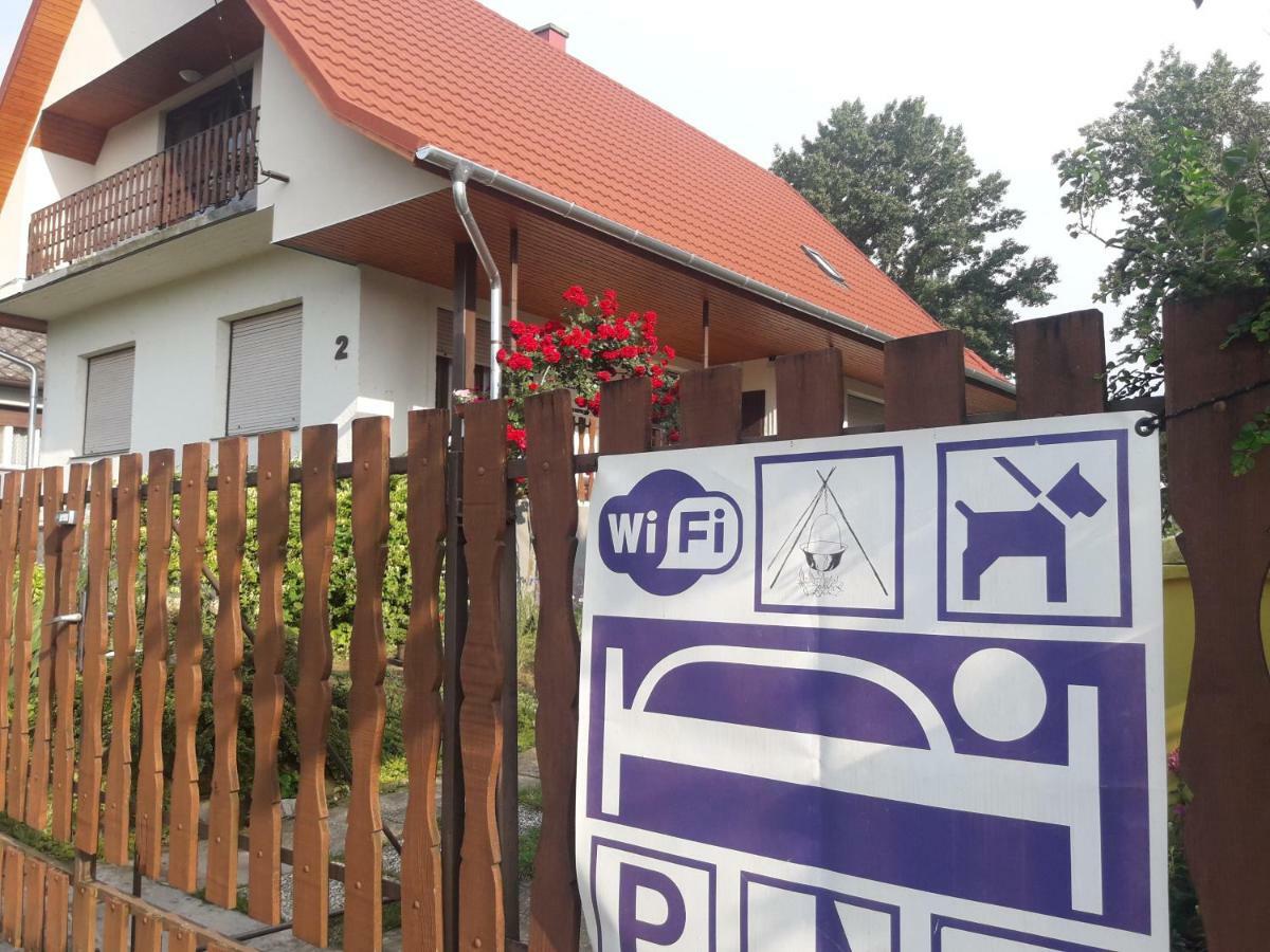 Attila Vendeghaz Apartment Balatonboglar Bagian luar foto